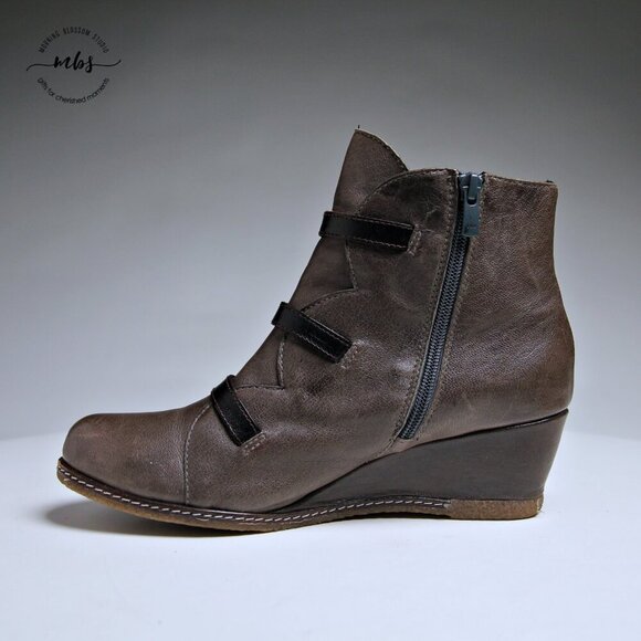 Eric Michael Lena Leather Buckles Side Zip Wedge Booties - Picture 8 of 16